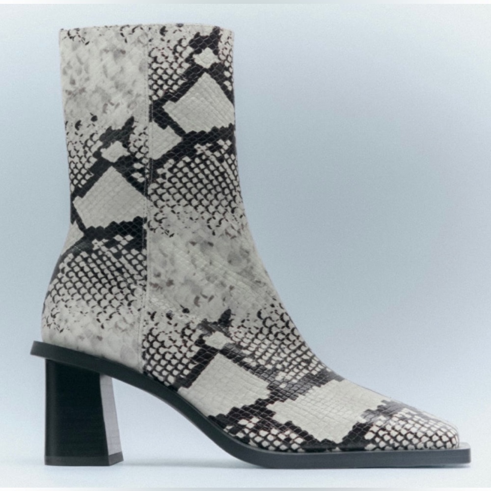 New Zara leather boots